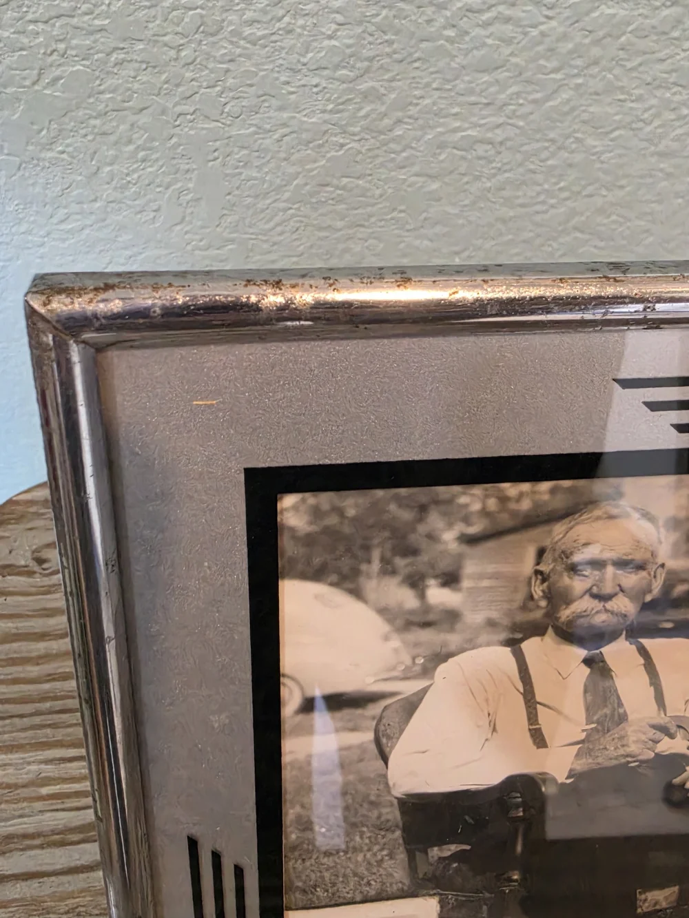 Art Deco Vintage Frame 7x9 In Reverse Painted Glass Silver w Black & Old Photos